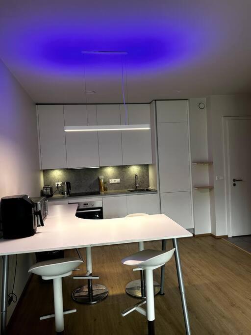 A Modern & Homely Apartment เรคยาวิก ภายนอก รูปภาพ